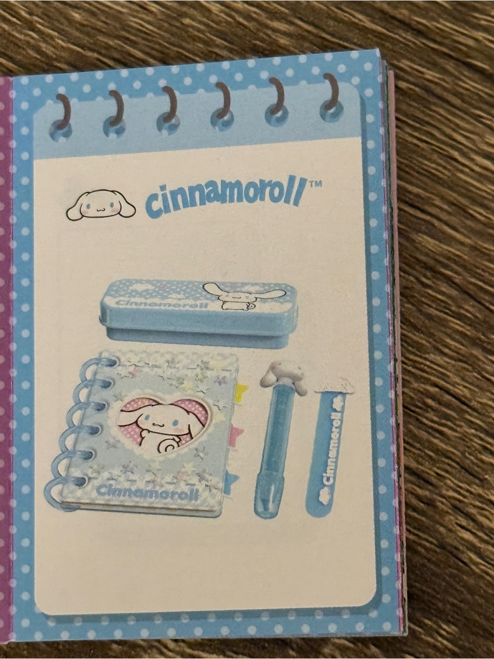 Miniverse Make It Mini HELLO KITTY & FRIENDS
SERIES 3~Cinnamonroll Notebook